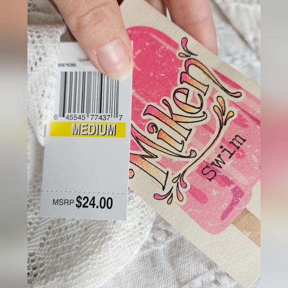 MIKEN SWIM Lace Shorts Swim Coverup In White. Size Med NWT - Picture 8 of 8